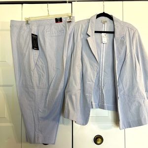 NWT Plus size Seersucker Crop pants and 3/4 length blazer